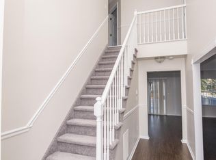 5 Lena Ln, Bayville, NJ 08721