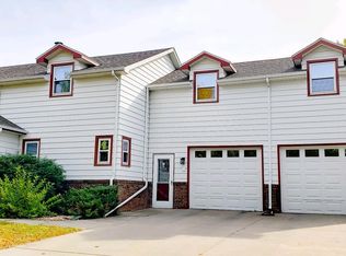 1606 10th St SE, East Grand Forks, MN 56721