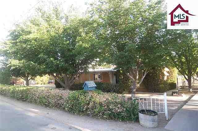 1st image of 2731 W Hadley Ave