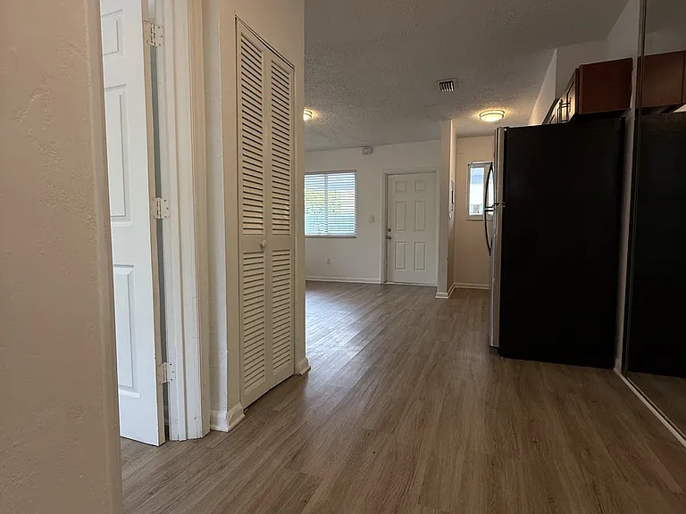 5515 NW 6th Pl #4 — Photo 12