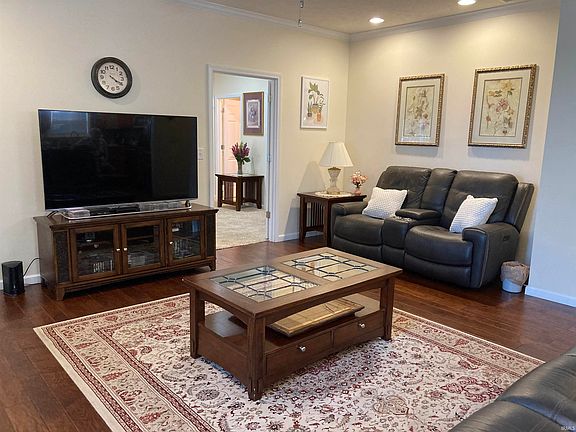 3rd image of 3613 Arbor Pointe Dr