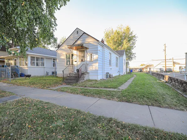 631 Van Buren Ave, Saint Paul, MN 55104