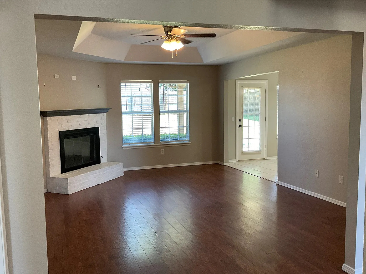 3 bed, 2.0 bath, 1703 sqft, $1,750 — Photo 3
