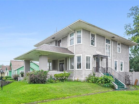 2nd image of 4479 Demontluzin St