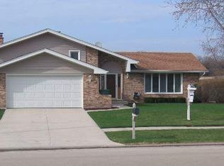 12922 W Woodland Dr, Homer Glen, IL 60491