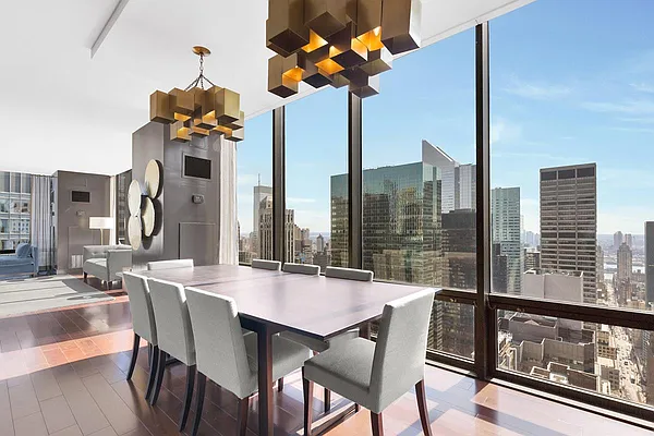 Rented by Engel & Völkers New York City | media 28