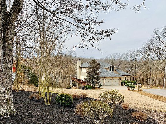 3rd image of 1 Brindley Ln
