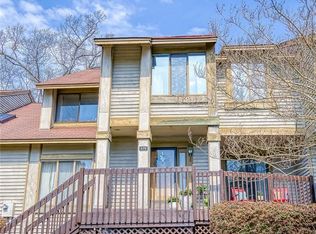 379 Bridgewater Dr, Newport News, VA 23603