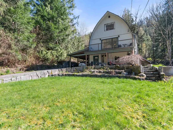 66662 Summer Rd, Hope, BC V0X 1L1