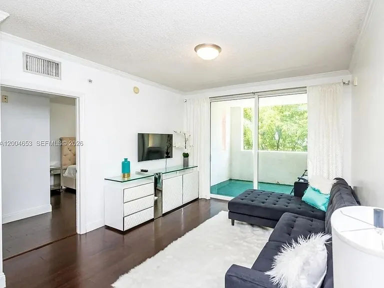 17145 N Bay Rd #4311 — Photo 3