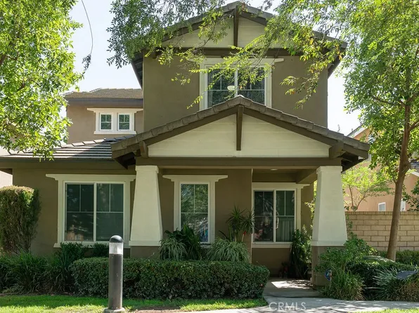 9789 Winterberry Dr, Riverside, CA 92503