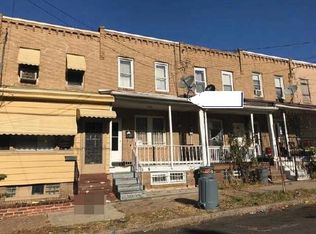 2747 Saunders St, Camden, NJ 08105