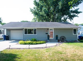 406 23rd Ave N, Fargo, ND 58102