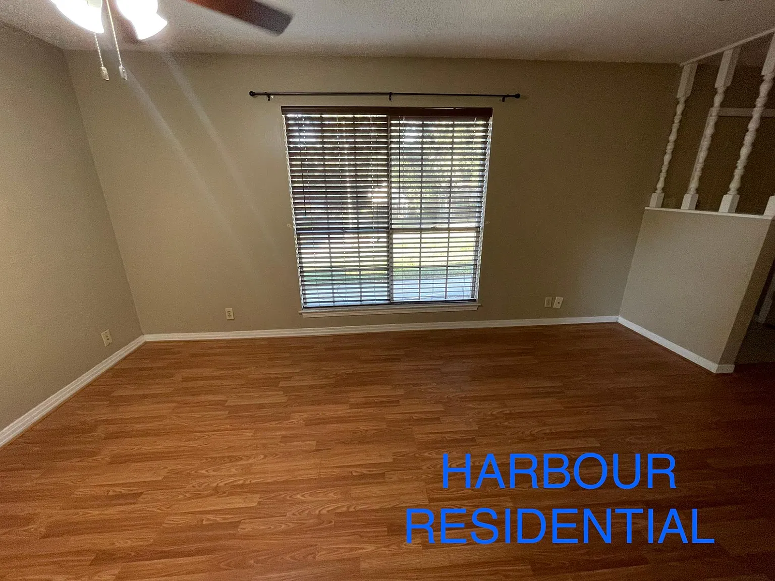 3 bed, 1.5 bath, 1269 sqft, $1,350 — Photo 3