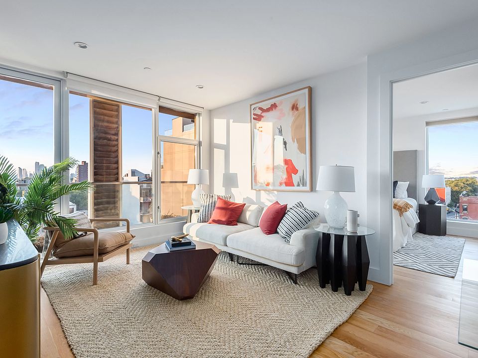 1st image of 764 Metropolitan Ave