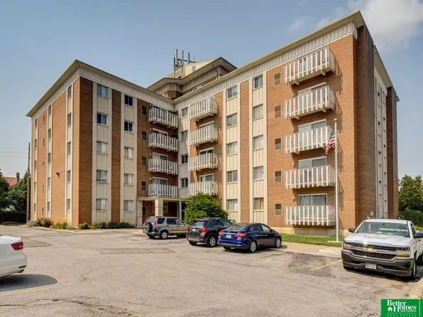 500 S 37th St APT 502, Omaha, NE 68105