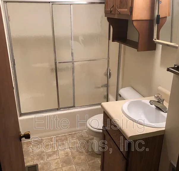 108 Buck Ave #E — Photo 7