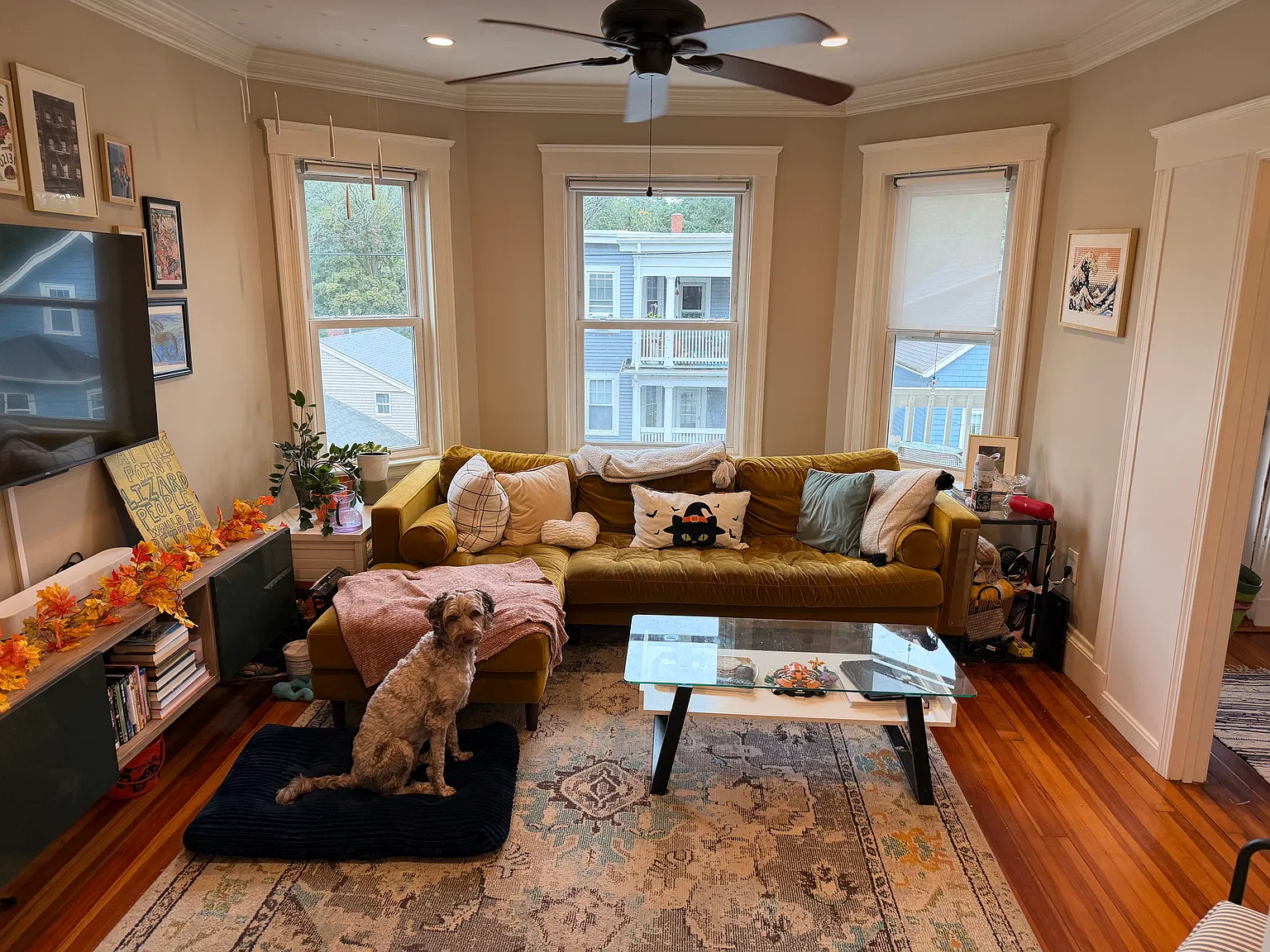 2 bed, 1055 sqft, $3,000 — Photo 2