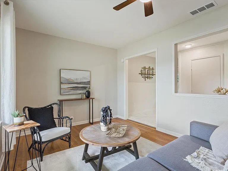 804 Ash St — Photo 36