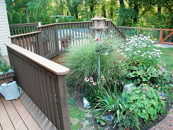 3rd image of 1080 Lakeshore Dr