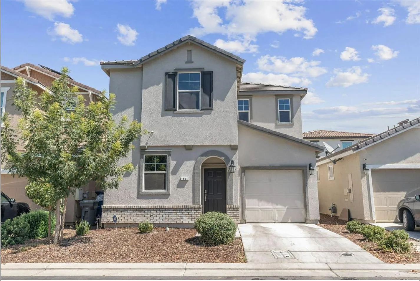 1421 Bianchi Ln photo 1