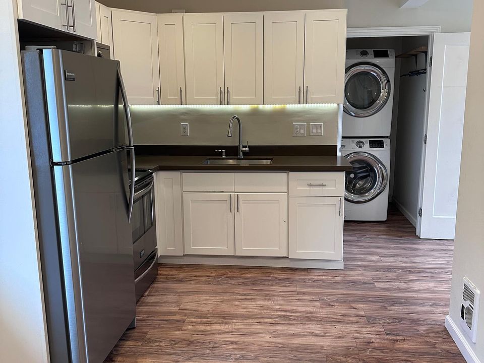 1st image of 624 Poplar St #3