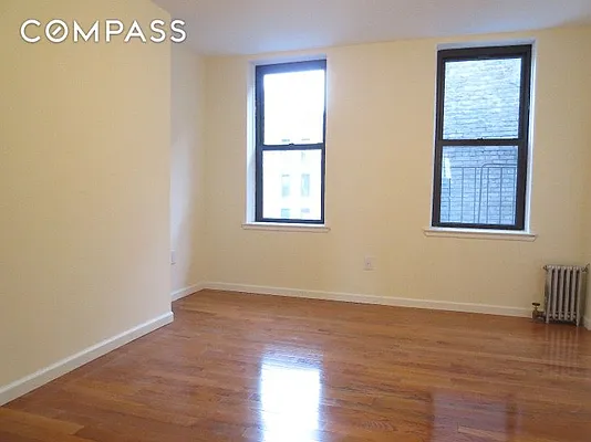 Rented by Compass | media 22