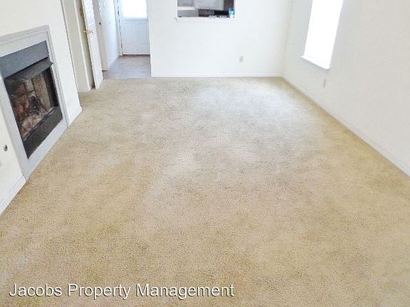 3rd image of 3506 Delmar Ct