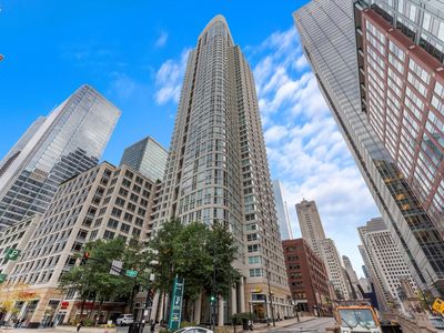 345 N La Salle Dr APT 2901, Chicago, IL, 60654