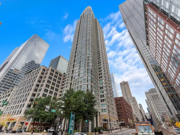 345 N La Salle Dr APT 2901, Chicago, IL 60654