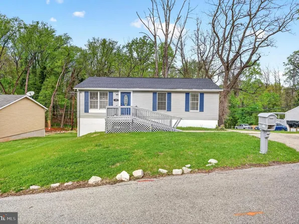 315 Nottingham Rd, Baltimore, MD 21229