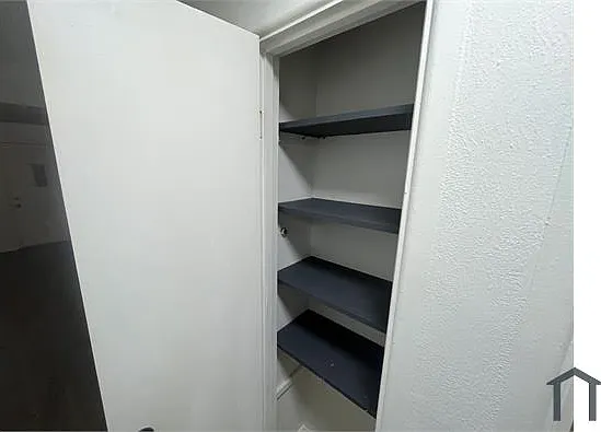 201 McAlpine Dr — Photo 10