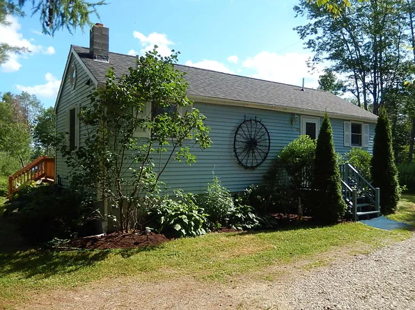 153 Searsport Avenue, Belfast, ME 04915