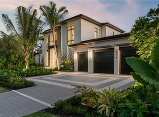256 Aqua Ct, Naples, FL 34102