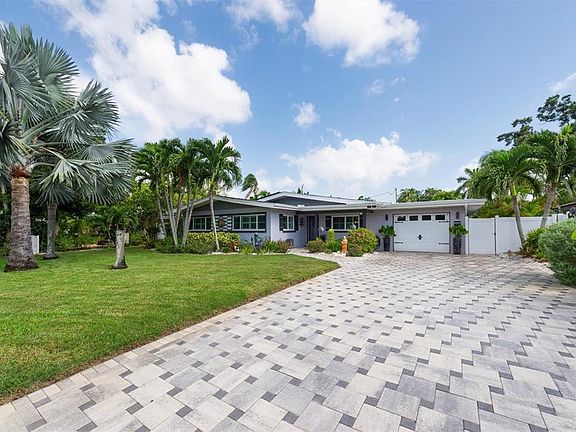 4th image of 37 SOUTHWIND DRIVE