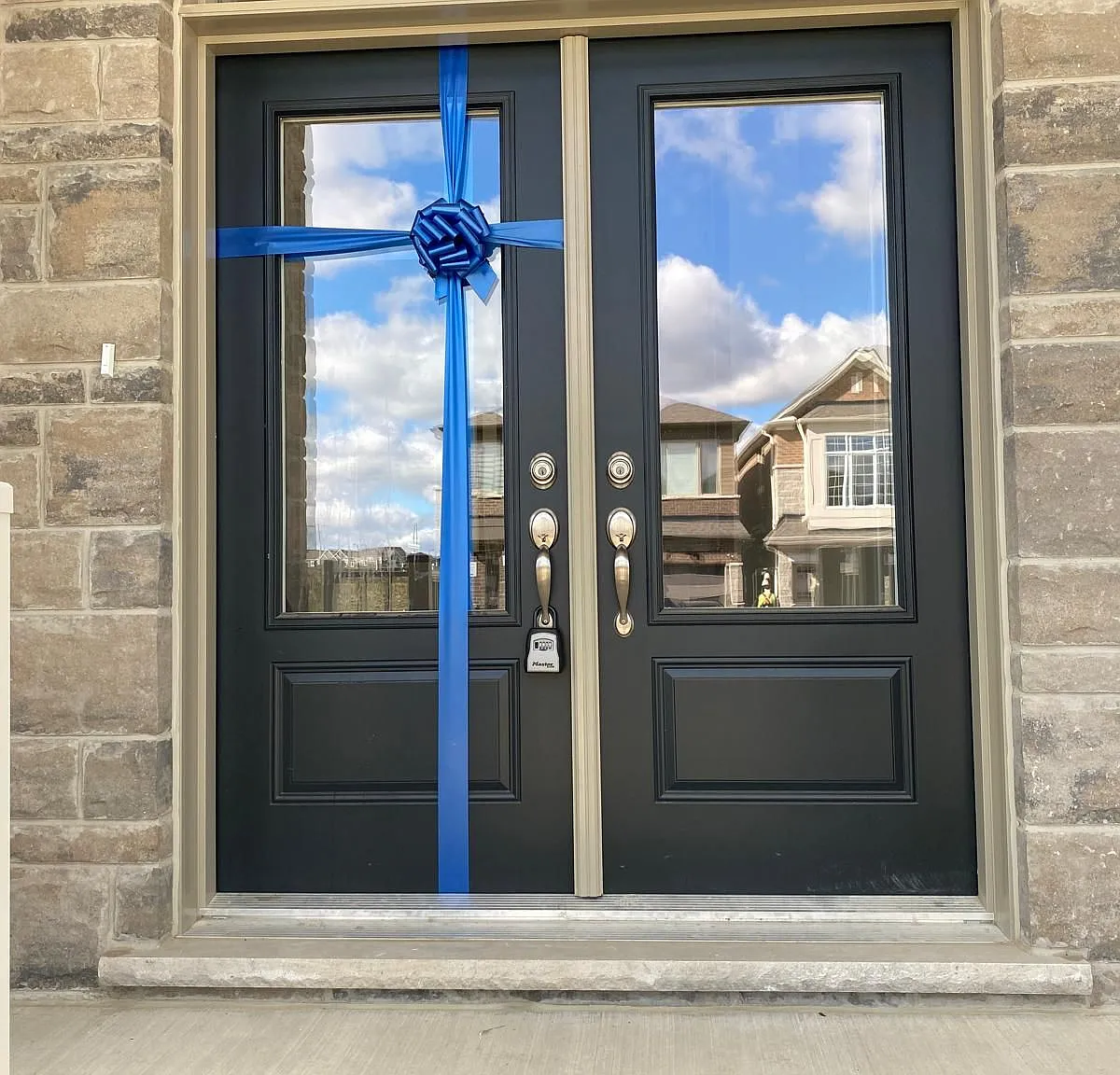 4 bed, $3,699 — Photo 1