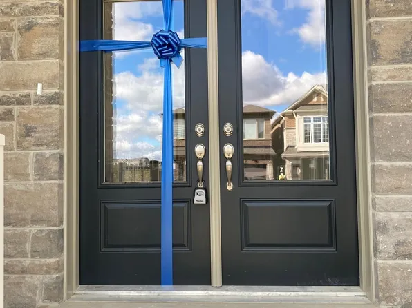 283 Rosenberg Way, Kitchener, ON N2R 0T2