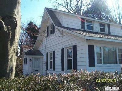 49 Ridgecrest St, Huntington, NY, 11743