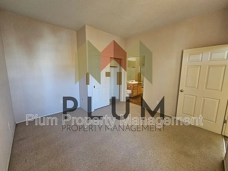5104 Village View Way #7 — Photo 11