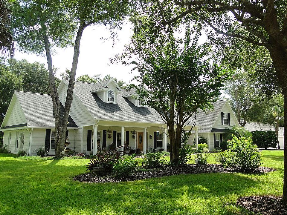 1st image of 23 Emerald Oaks Ln