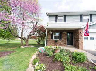 2397 Minnie Ln, Allentown, PA 18104