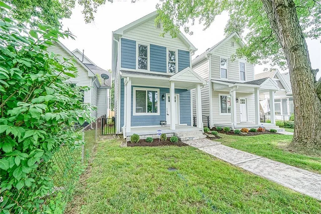 1531 Woodlawn Ave photo 1