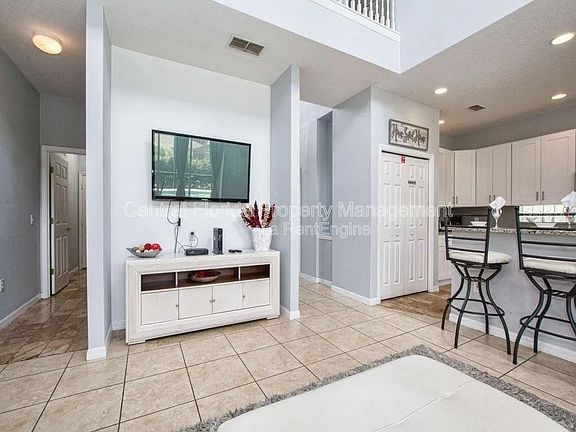 5th image of 2937 Sunset Vista Blvd