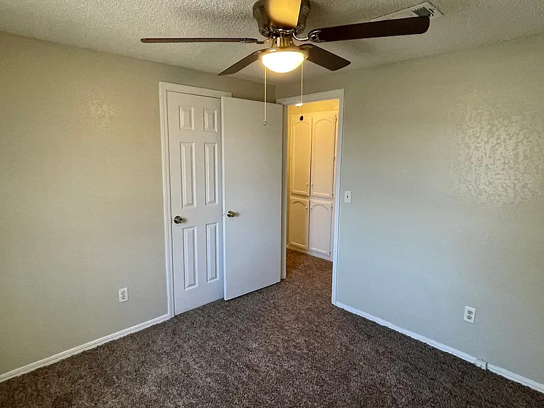 4205 SE 49th St — Photo 13