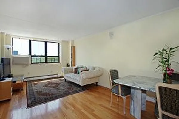 Sold by Douglas Elliman | media 7