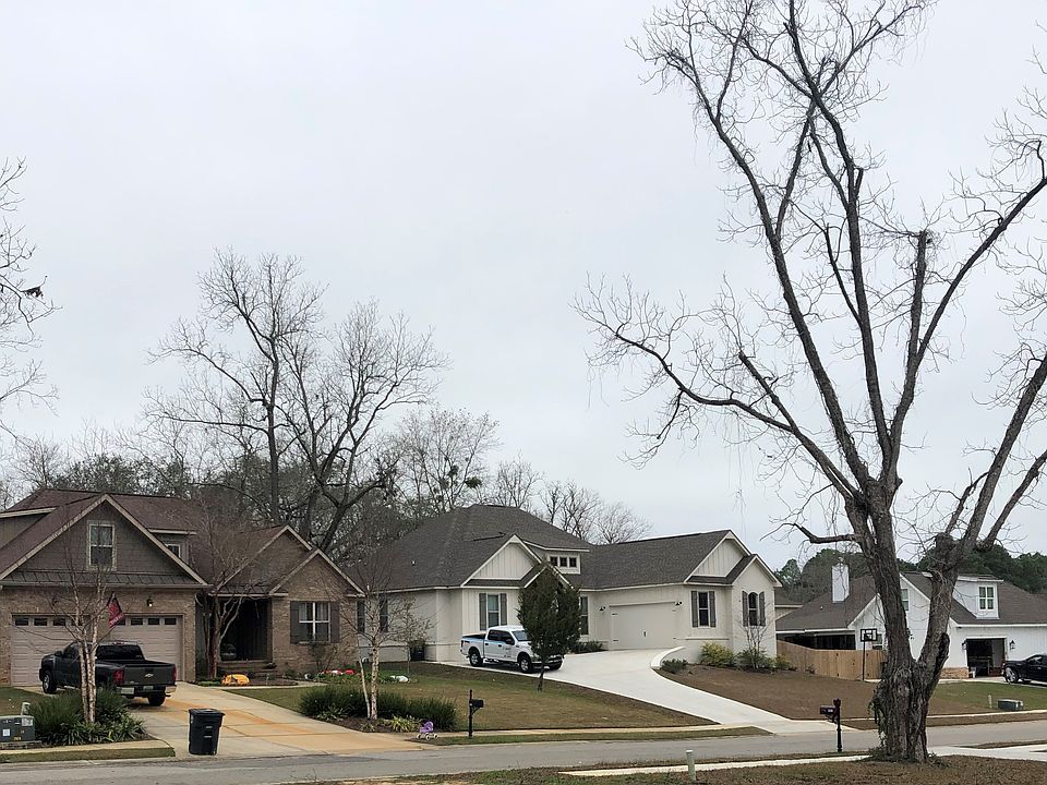 2nd image of Pecan Ridge Blvd