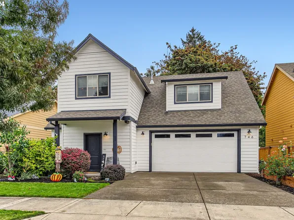 746 S Corinne Dr, Newberg, OR 97132