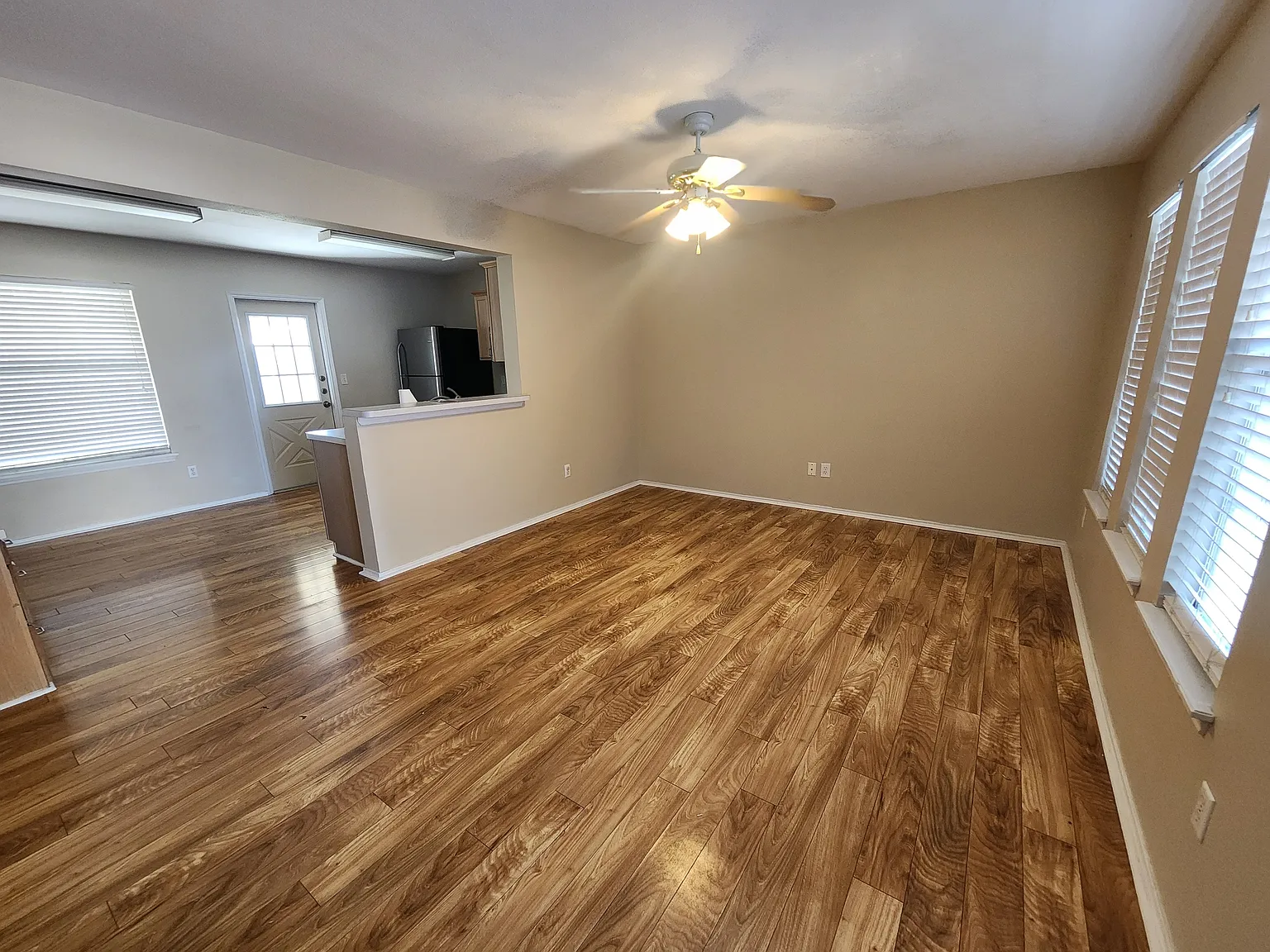 Wolverine Dr, 7617 - 1 — Photo 2