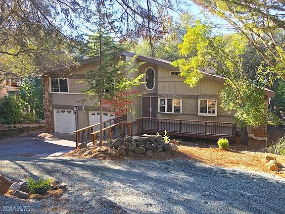 2nd image of 23556 Singing Hills Ct