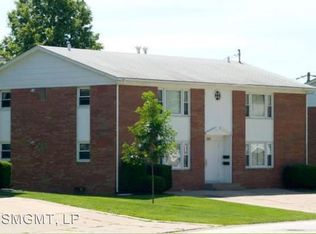2919 Hawthorne Dr APT D, Bettendorf, IA 52722